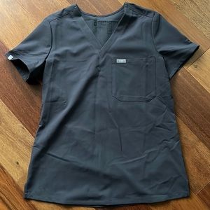 charcoal catarina one-pocket scrub top